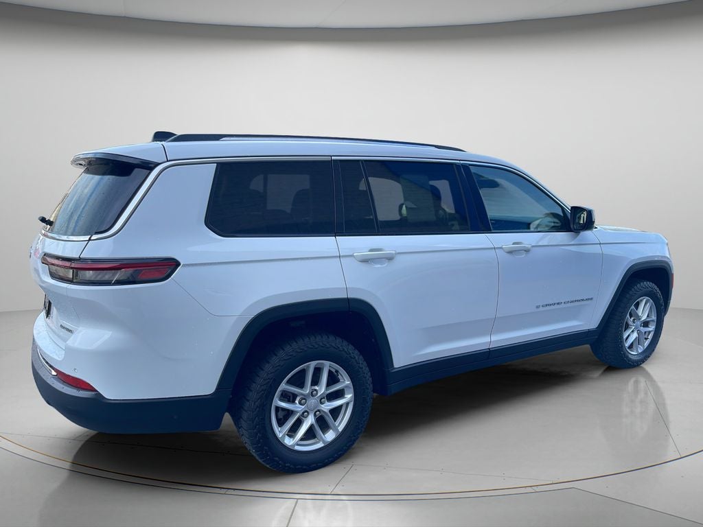 2022 Jeep Grand Cherokee L Laredo