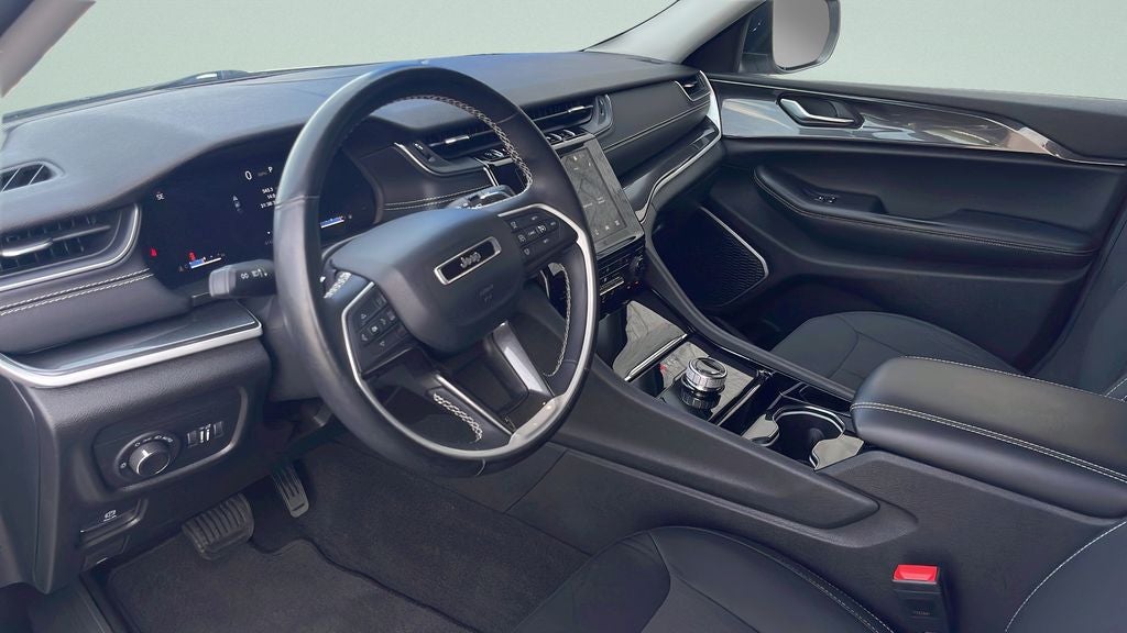 2022 Jeep Grand Cherokee L Laredo