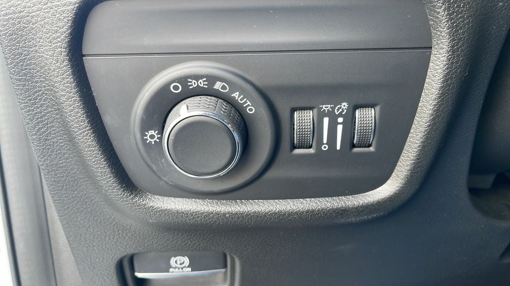 2022 Jeep Grand Cherokee L Laredo