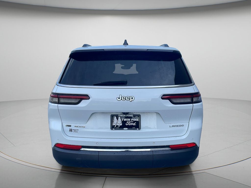2022 Jeep Grand Cherokee L Laredo