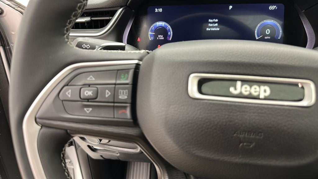 2023 Jeep Grand Cherokee L Altitude