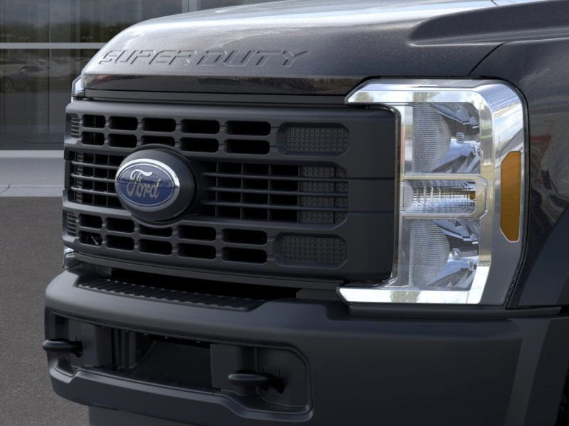 2025 Ford Super Duty F-550 DRW XL DRW