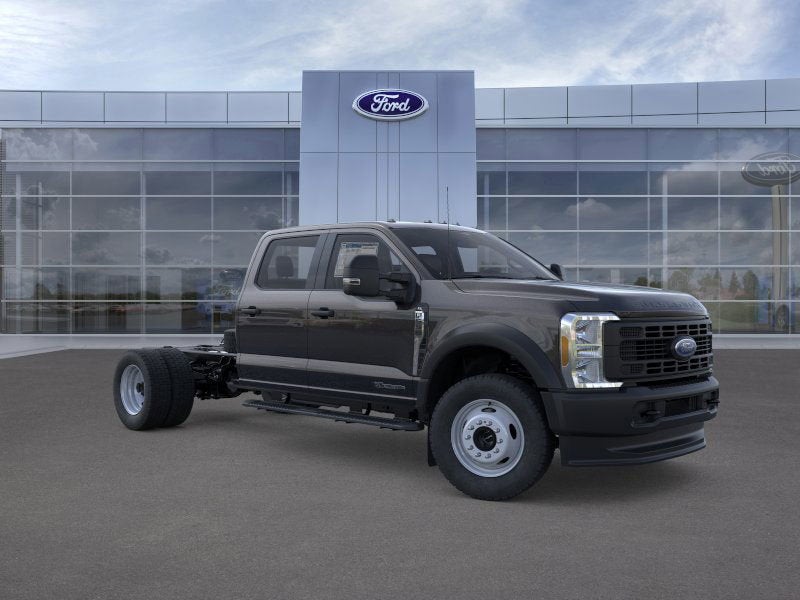 2025 Ford Super Duty F-550 DRW XL DRW
