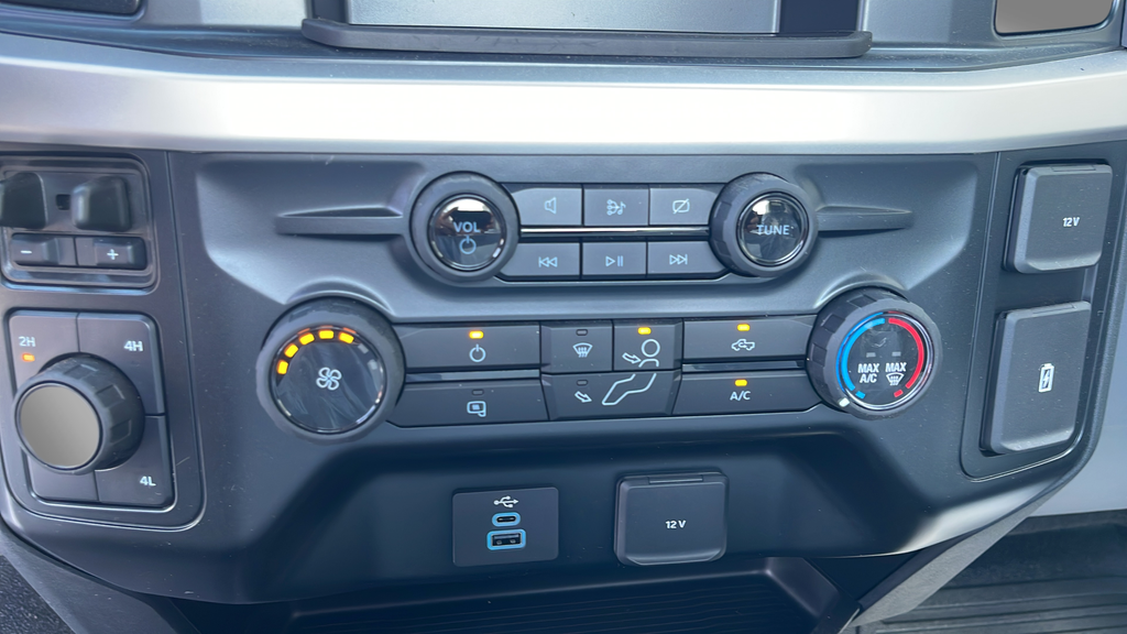 2024 Ford Super Duty F-550 XL DRW