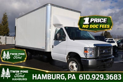 2025 Ford E-450SD Base