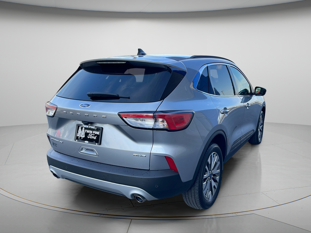 2022 Ford Escape Titanium