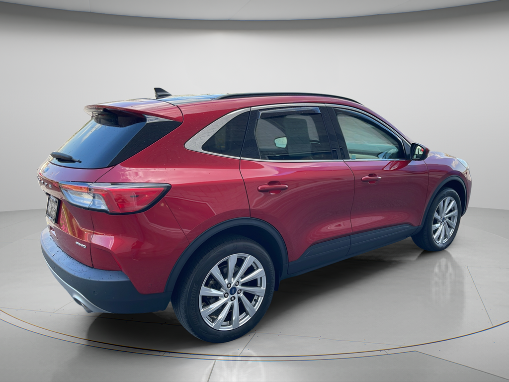 2022 Ford Escape Titanium
