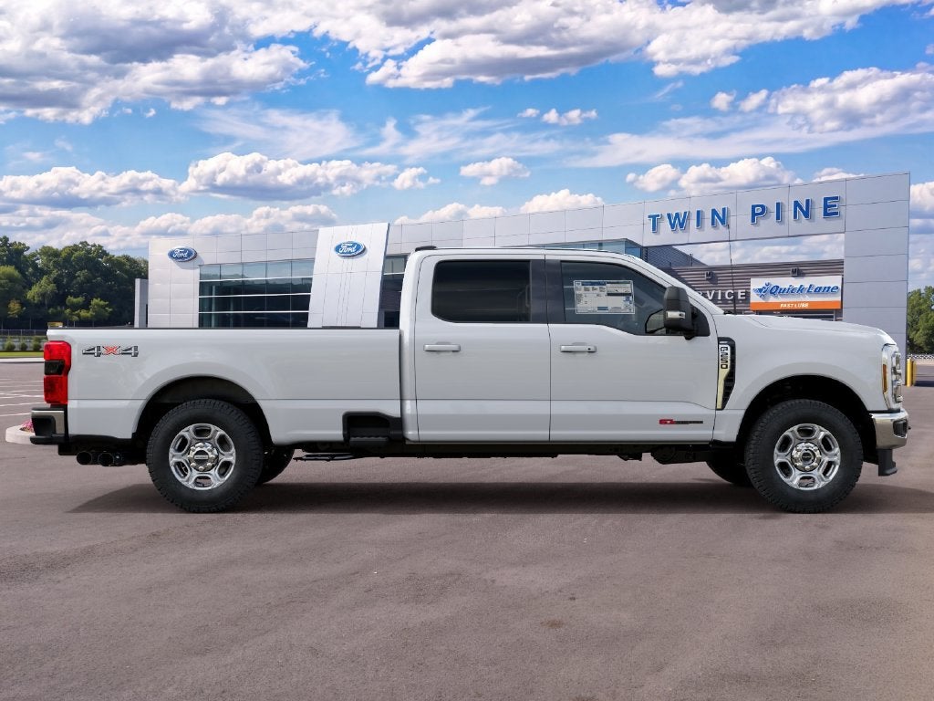 2027 Ford F-250SD XLT