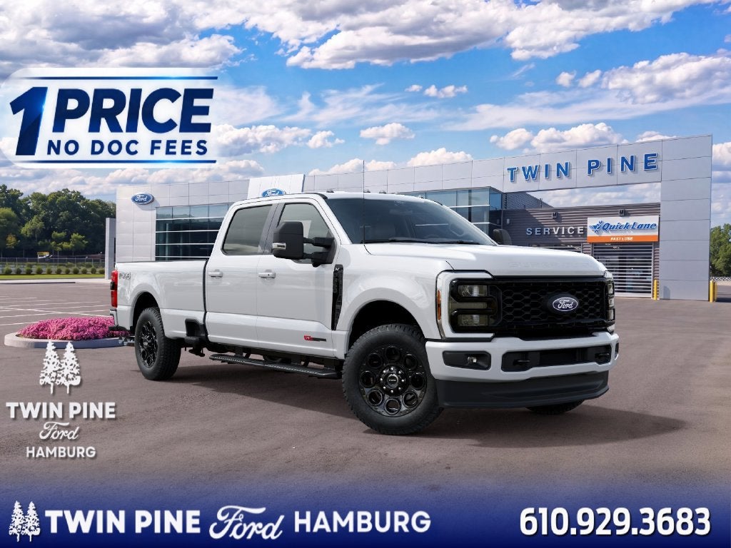 2027 Ford Super Duty F-350 XLT