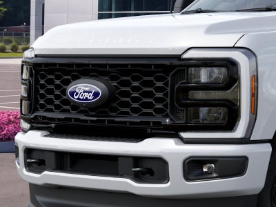 2027 Ford Super Duty F-350 XLT