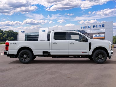 2027 Ford Super Duty F-350 XLT