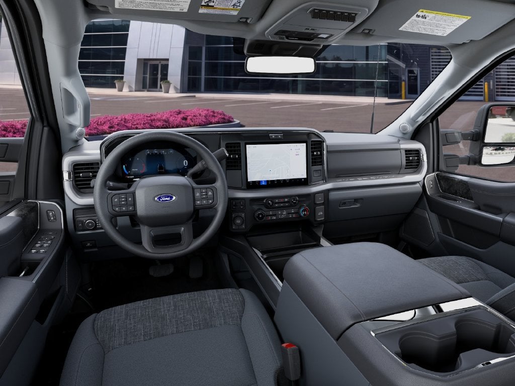 2027 Ford Super Duty F-350 XLT