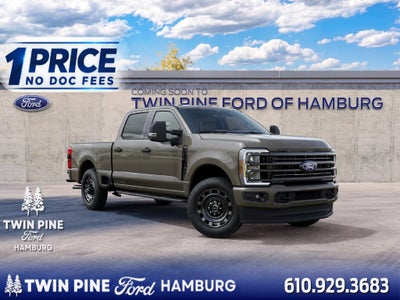 2027 Ford Super Duty F-350 XLT