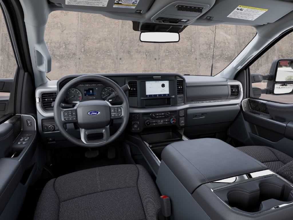 2027 Ford Super Duty F-350 XLT