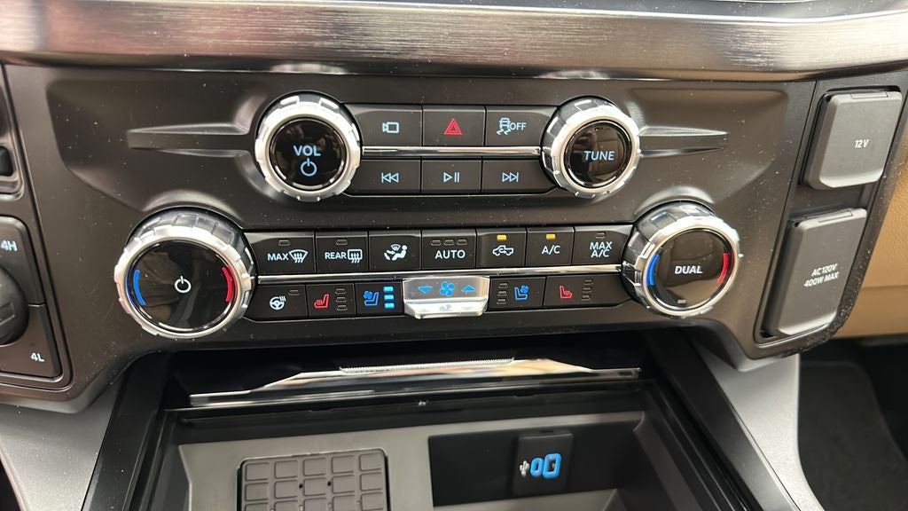 2026 Ford Super Duty F-350 Lariat