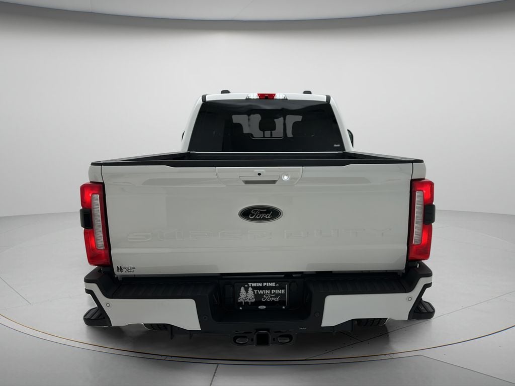 2026 Ford Super Duty F-350 Lariat