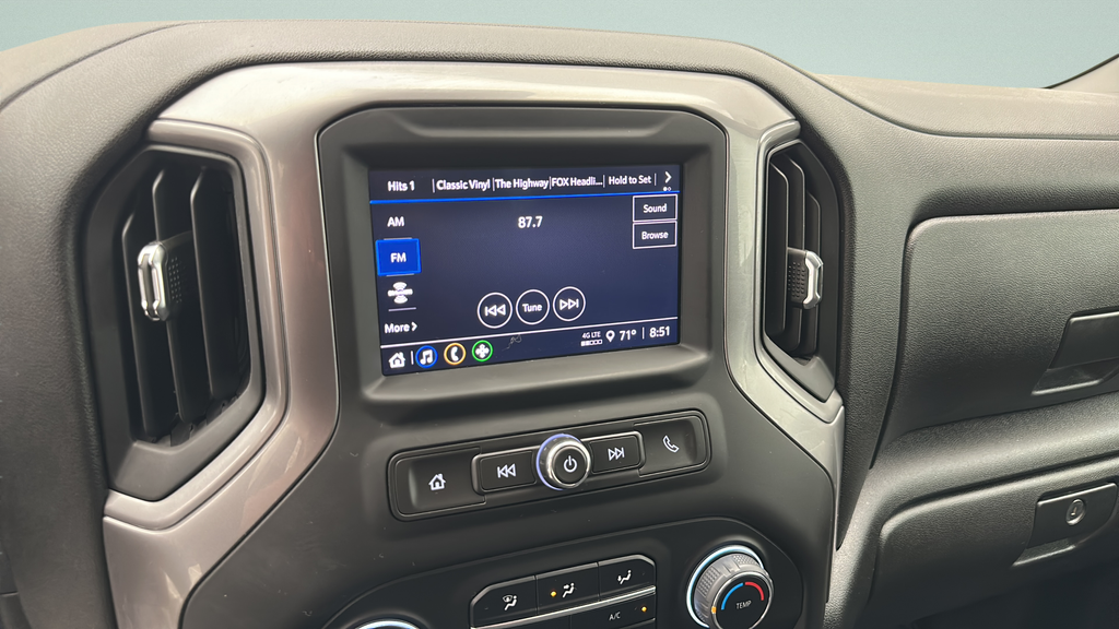 2024 Chevrolet Silverado 1500 Custom