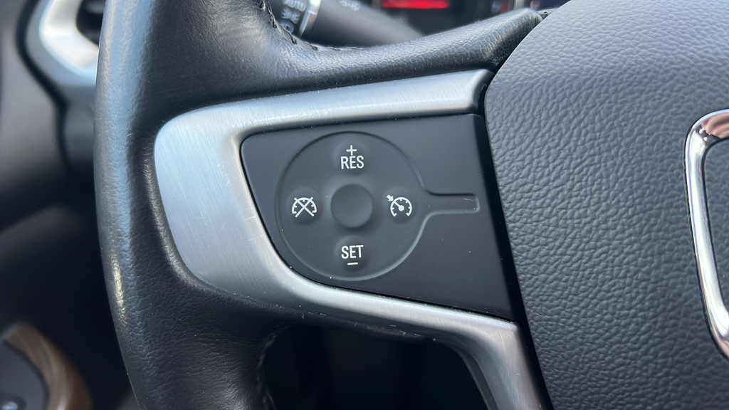 2020 GMC Acadia SLE