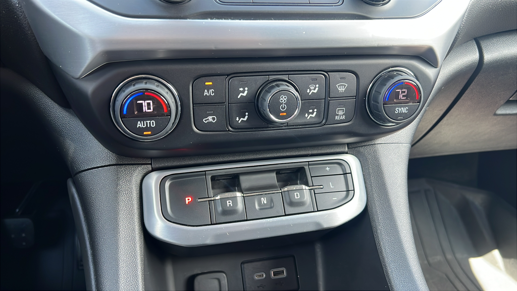 2020 GMC Acadia SLE