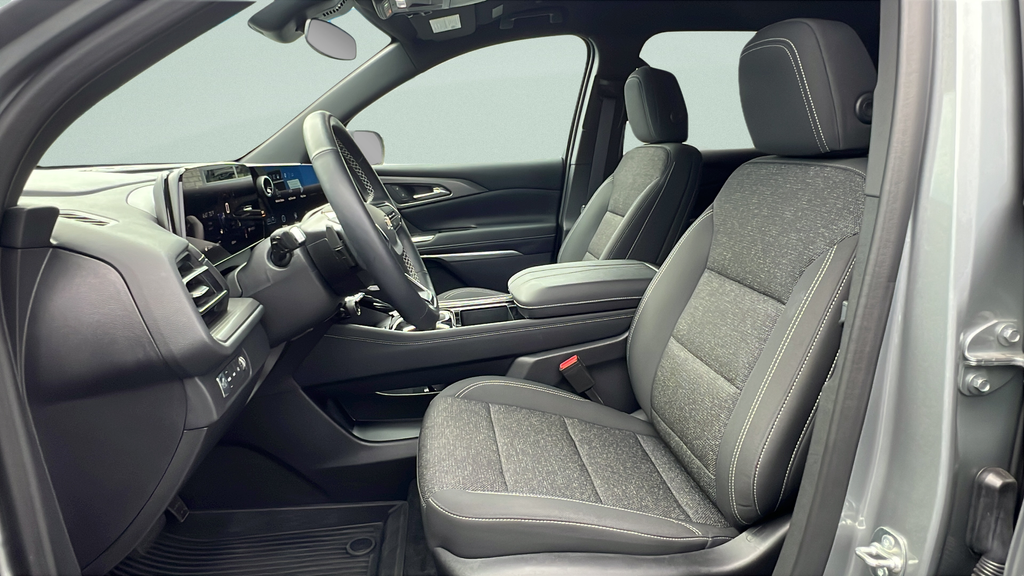2025 Chevrolet Traverse LT 2LT
