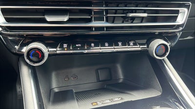 2025 Chevrolet Traverse LT 2LT