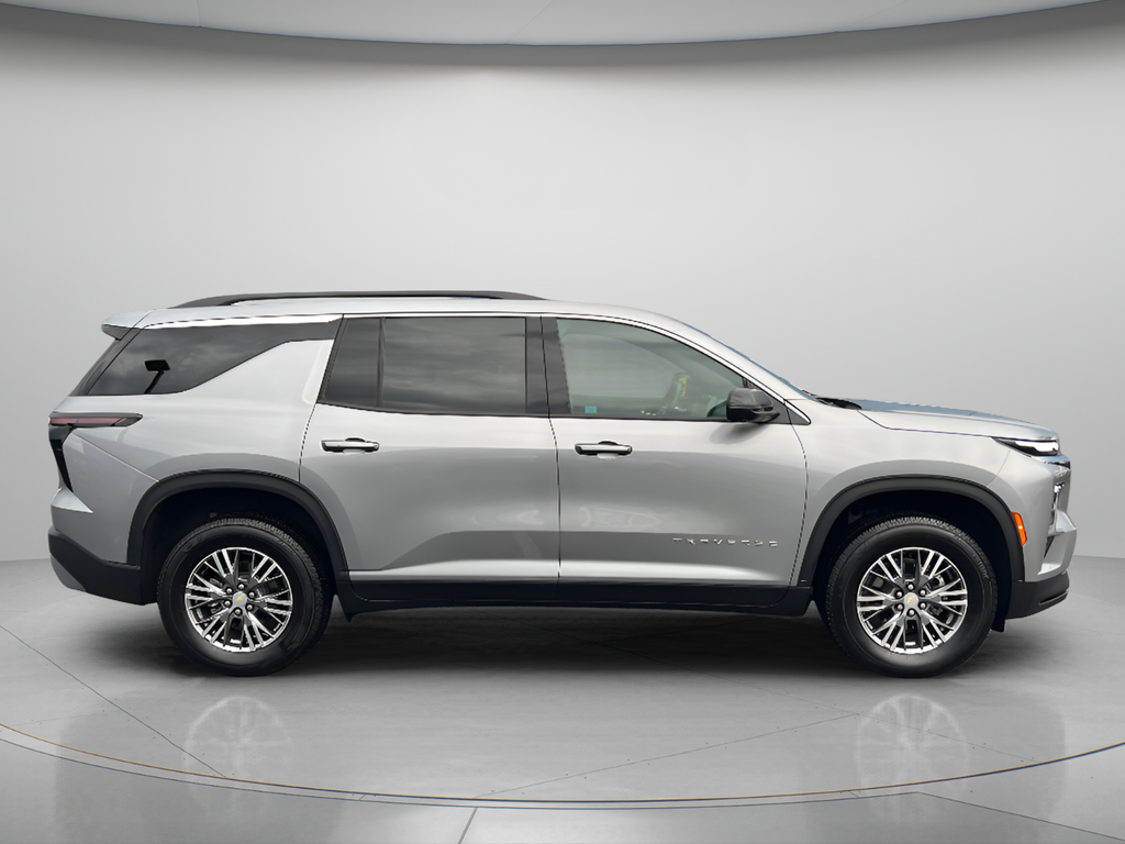 2025 Chevrolet Traverse LT 2LT