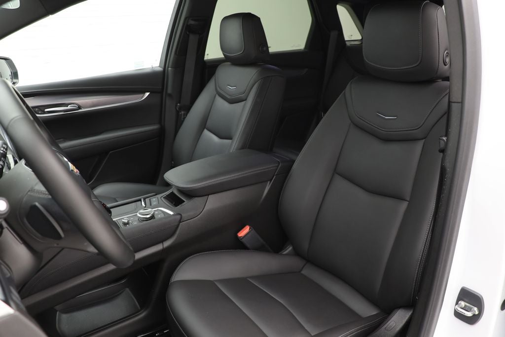 2023 Cadillac XT5 Luxury