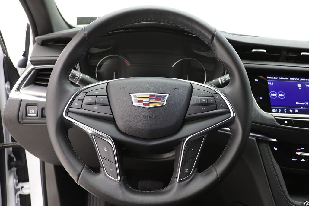 2023 Cadillac XT5 Luxury