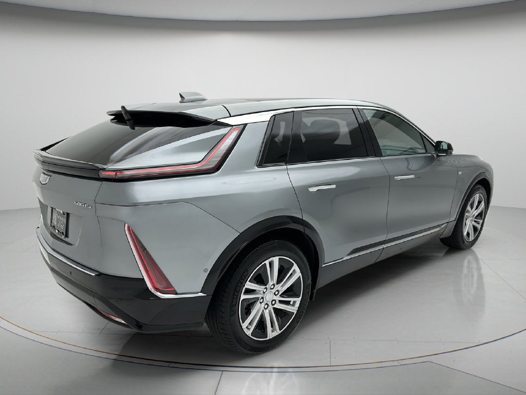 2024 Cadillac LYRIQ Tech