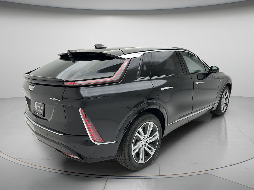 2024 Cadillac LYRIQ Tech