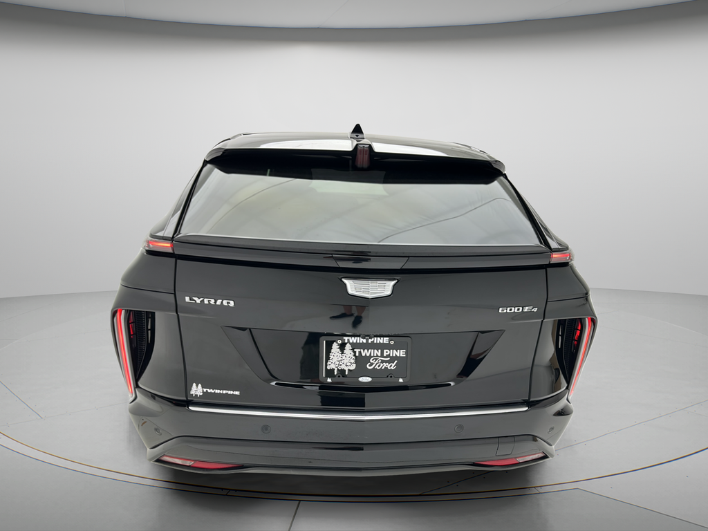 2024 Cadillac LYRIQ Tech