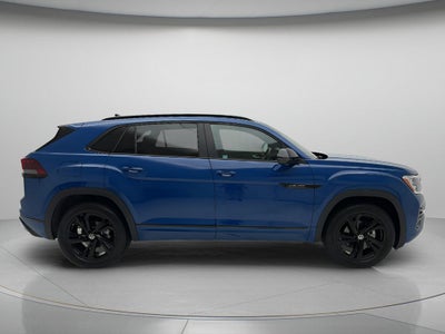 2025 Volkswagen Atlas Cross Sport 2.0T SEL R-Line Black