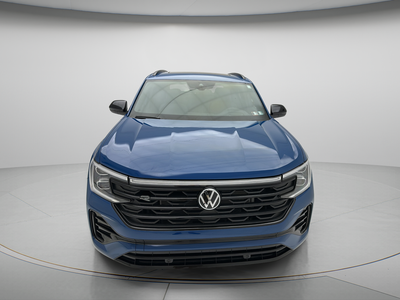 2025 Volkswagen Atlas Cross Sport 2.0T SEL R-Line Black