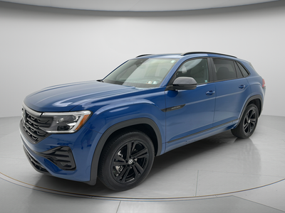 2025 Volkswagen Atlas Cross Sport 2.0T SEL R-Line Black