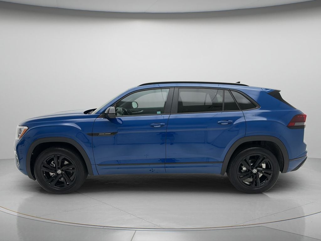 2025 Volkswagen Atlas Cross Sport 2.0T SEL R-Line Black