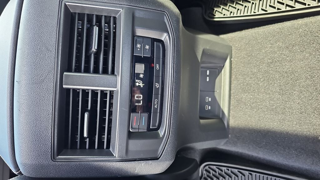2023 Volkswagen Atlas 2.0T SEL