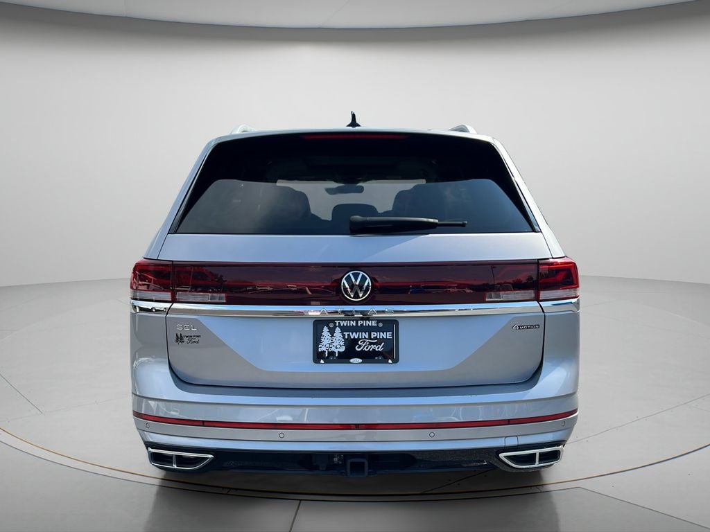 2024 Volkswagen Atlas 2.0T SEL Premium R-Line