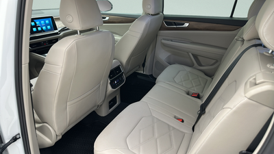 2026 Volkswagen Atlas 2.0T SE