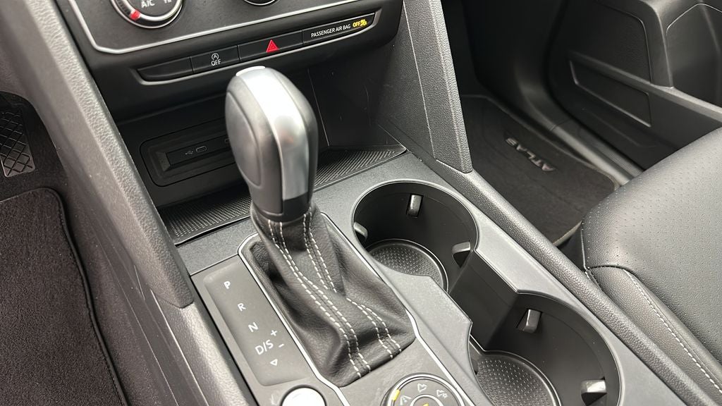 2023 Volkswagen Atlas 2.0T SE