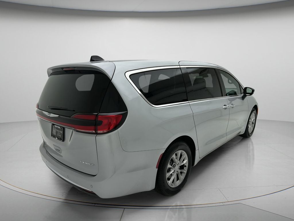 2026 Chrysler Pacifica Limited