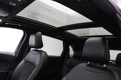 2022 Ford Edge ST Line