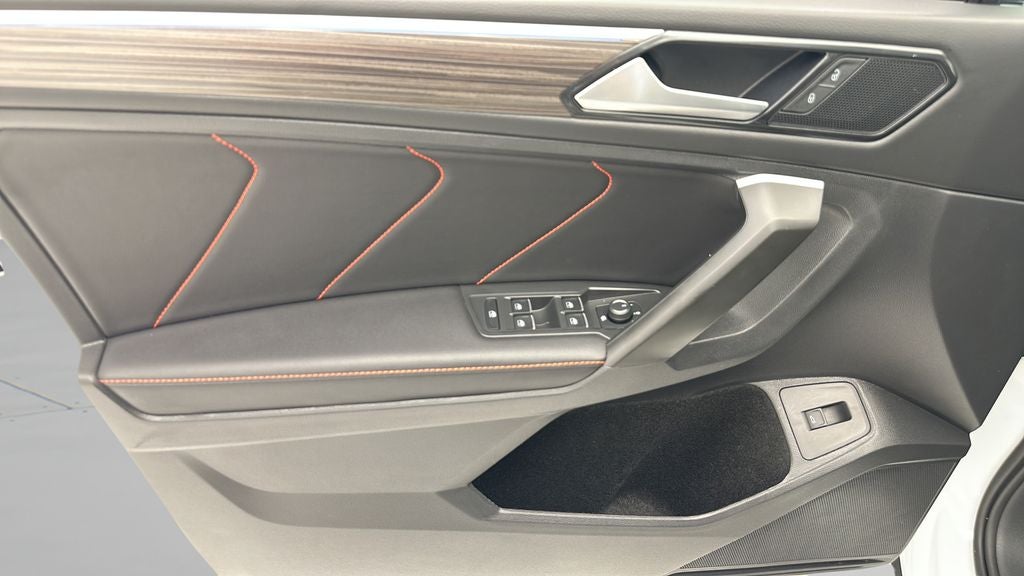 2024 Volkswagen Tiguan 2.0T Wolfsburg Edition
