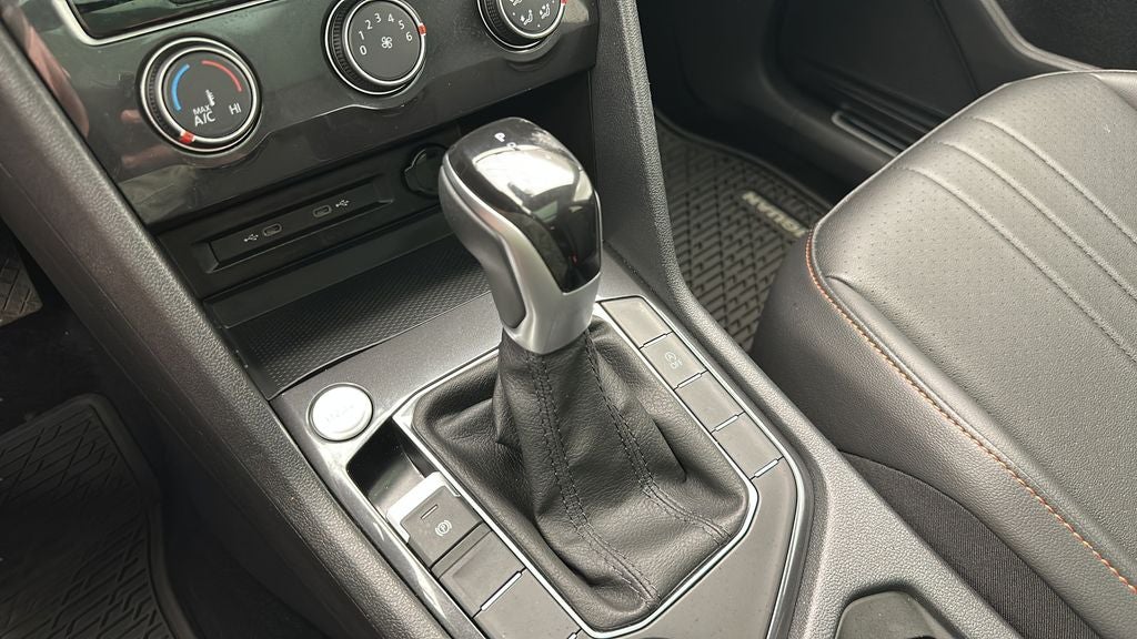2024 Volkswagen Tiguan 2.0T Wolfsburg Edition