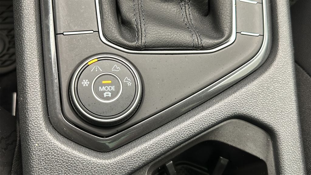2024 Volkswagen Tiguan 2.0T Wolfsburg Edition