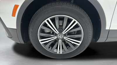 2024 Volkswagen Tiguan 2.0T Wolfsburg Edition