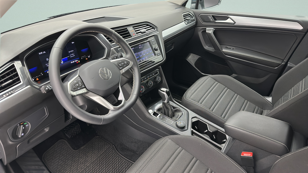 2023 Volkswagen Tiguan 2.0T S