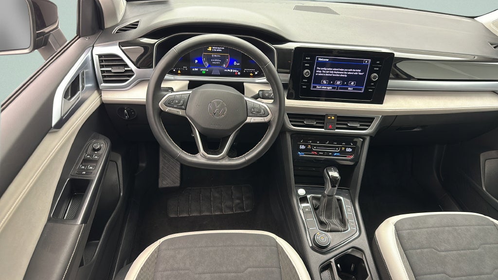 2025 Volkswagen Taos 1.5T SE