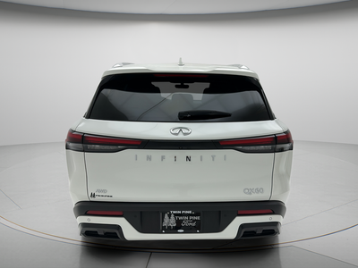 2024 INFINITI QX60 LUXE