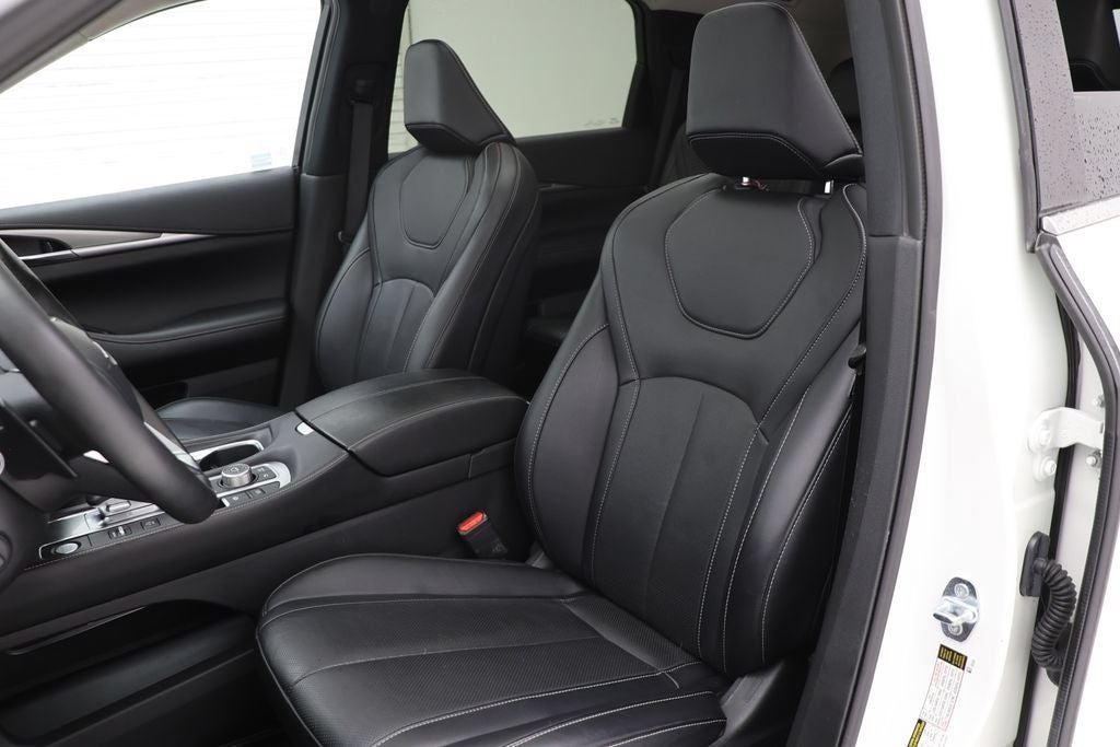 2024 INFINITI QX60 LUXE