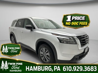 2024 Nissan Pathfinder S